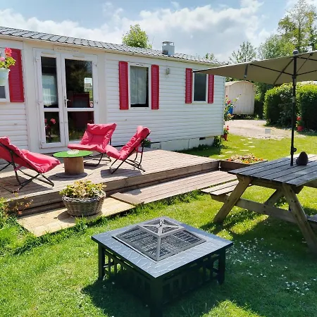 Mobil-home Coin De Paradis En Cote D'opale Sur Terrain Prive Et Sa Caravane Hermelinghen
